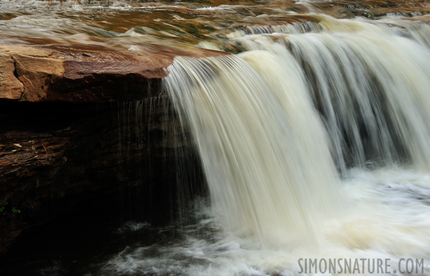 West Virginia [78 mm, 1/10 sec at f / 25, ISO 1000]